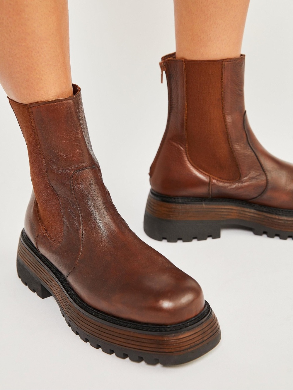Chunky Brown Leather Chelsea Boots - Women